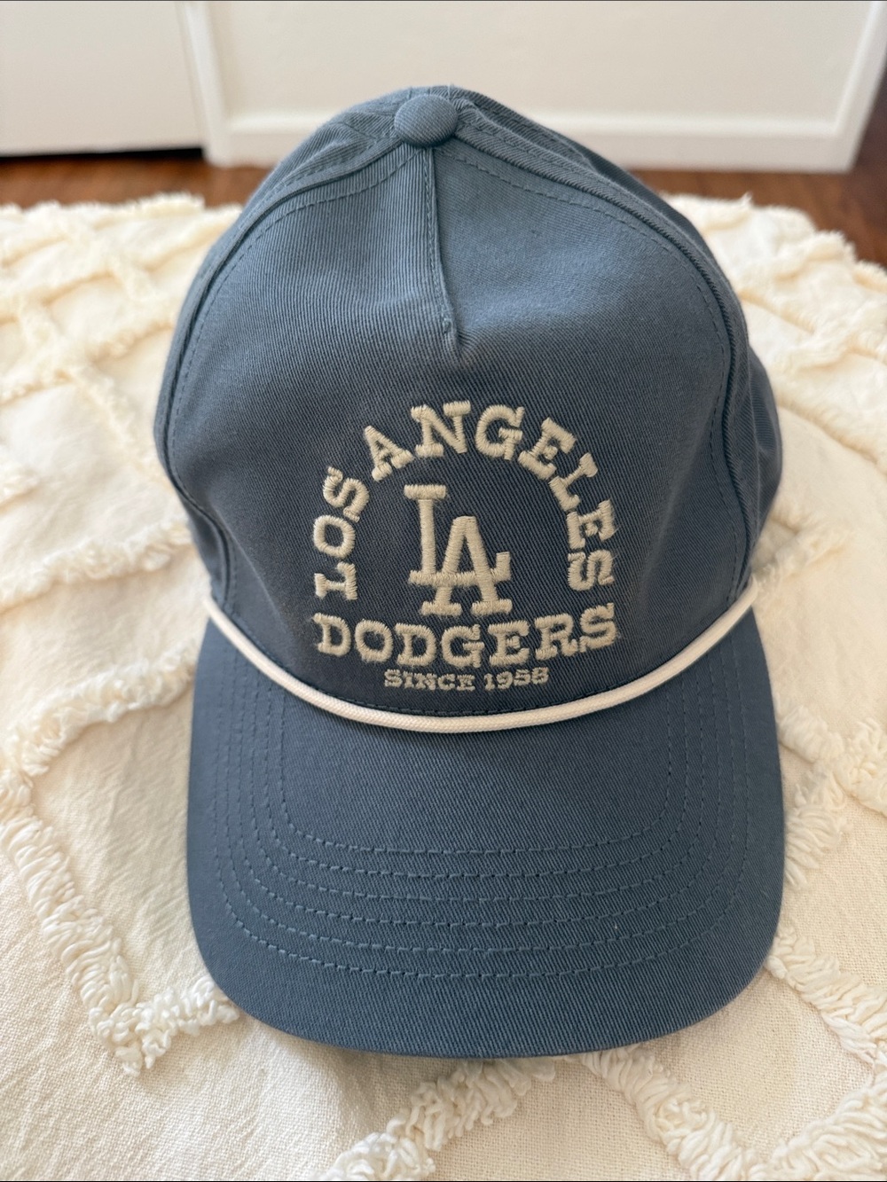 47 BRAND Los Angeles Dodgers Blue Baseball Cap with White Piping genuine MLB
